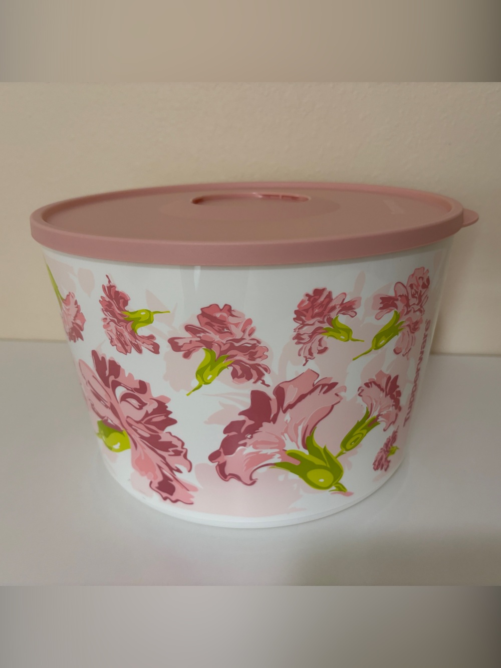 TUPPERWARE SERVING BOWL 6.6L. 28 CUP PINK CARNATION FLOWERS - Picture 7 of 14